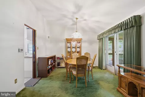 Dining - 1011 Devere Dr, Silver Spring, MD 20903 photo 1 of 2