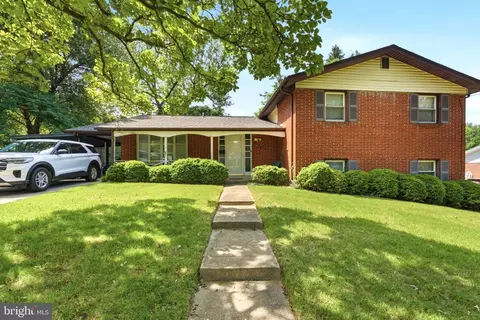 Exterior - 1011 Devere Dr, Silver Spring, MD 20903 photo 2 of 10