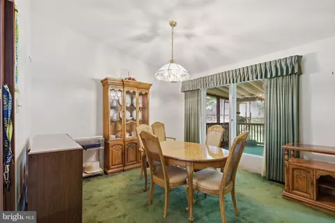 Dining - 1011 Devere Dr, Silver Spring, MD 20903 photo 2 of 2