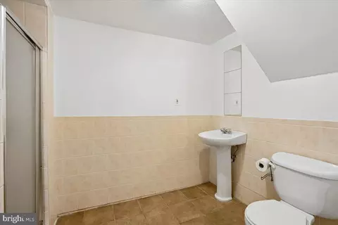 Bath - 12801 Epping Ter, Silver Spring, MD 20906 photo 5 of 5