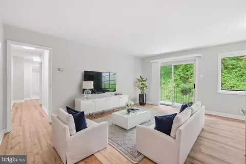 10607 Kenilworth Ave #K-202, Bethesda, MD 20814