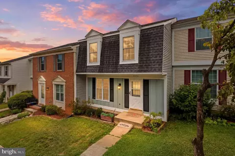 9236 Labelle Ln, Gaithersburg, MD 20879