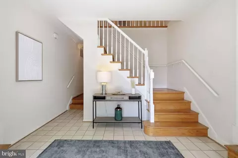 1332 Winding Waye Ln, Silver Spring, MD 20902 photo 3