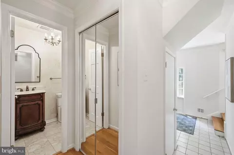 1332 Winding Waye Ln, Silver Spring, MD 20902 photo 13