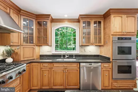 1332 Winding Waye Ln, Silver Spring, MD 20902 photo 24