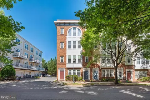 123 Bucksfield Rd #123, Gaithersburg, MD 20878
