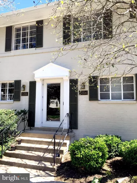 5354 Pooks Hill Rd #302, Bethesda, MD 20814