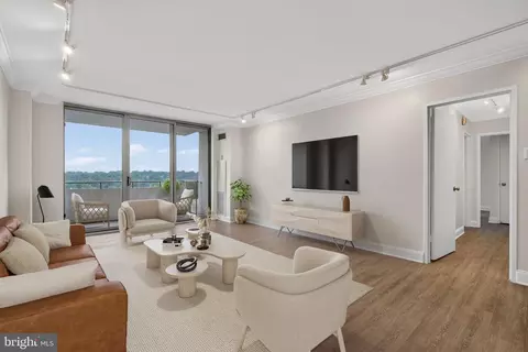 5101 River Rd #1515, Bethesda, MD 20816