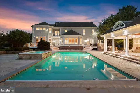 10130 Sycamore Hollow Ln, Germantown, MD 20876