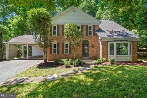 11120 Deborah Dr, Potomac, MD 20854