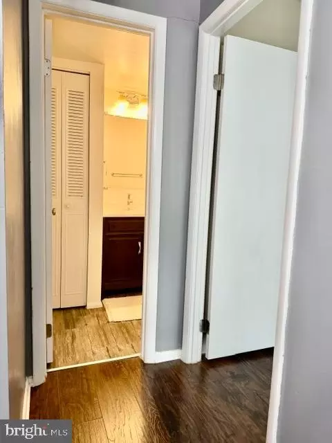 Entry Way - 2305 Greenery Ln #204-3, Silver Spring, MD 20906 photo 2 of 2