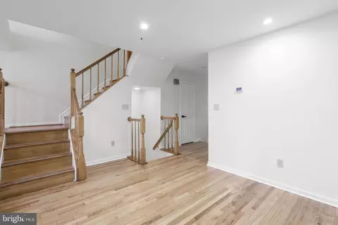 Entry Way - 2040 Westchester Dr, Silver Spring, MD 20902 photo 2 of 3