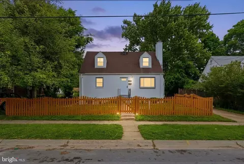 1511 Crest Rd, Silver Spring, MD 20902