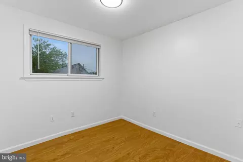 Bedroom - 1511 Crest Rd, Silver Spring, MD 20902 photo 13 of 16