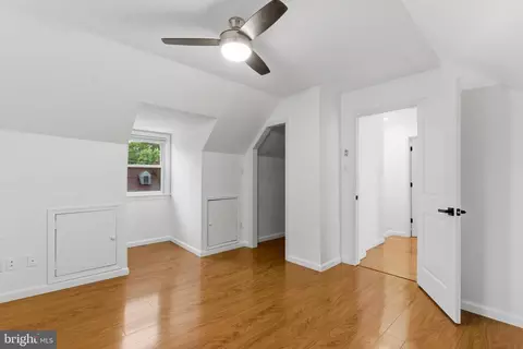 Entry Way - 1511 Crest Rd, Silver Spring, MD 20902 photo 2 of 2
