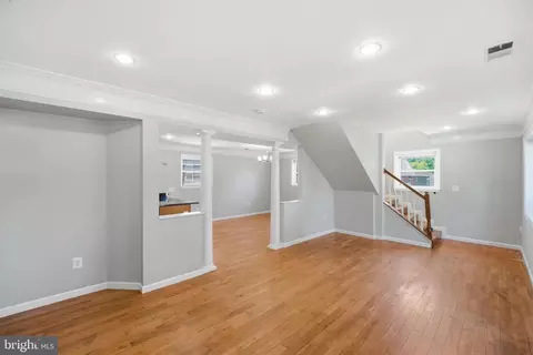 Living - 2507 Weisman Rd, Silver Spring, MD 20902 photo 3 of 8