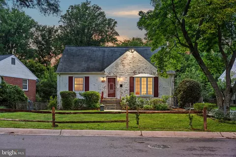 404 Lexington Dr, Silver Spring, MD 20901