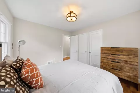 Bedroom - 404 Lexington Dr, Silver Spring, MD 20901 photo 2 of 5