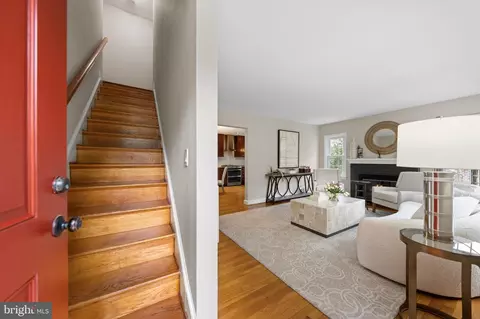 Entry Way - 404 Lexington Dr, Silver Spring, MD 20901 photo 1 of 1