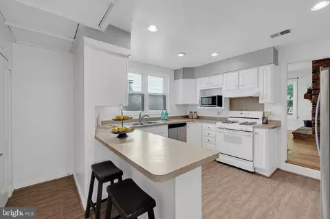 Kitchen - 2418 Forest Glen Rd, Silver Spring, MD 20910 photo 2 of 2