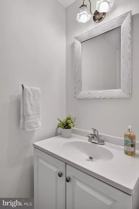 Bath - 13219 Black Walnut Ct, Silver Spring, MD 20906 photo 1 of 3