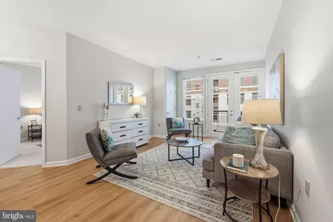 Living - 1201 E West Hwy #332, Silver Spring, MD 20910 photo 1 of 3