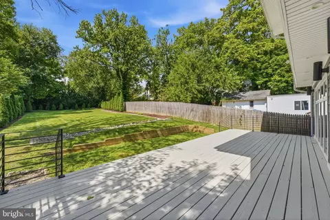 Exterior - 630 Potomac Ave, Silver Spring, MD 20910 photo 7 of 8
