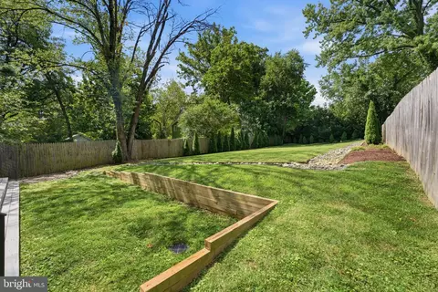 Exterior - 630 Potomac Ave, Silver Spring, MD 20910 photo 6 of 8