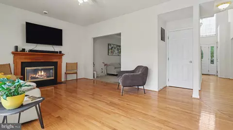 Entry Way - 14308 Big Bear Ct, Silver Spring, MD 20906 photo 7 of 19