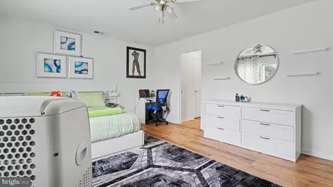 Bedroom - 14308 Big Bear Ct, Silver Spring, MD 20906 photo 2 of 7