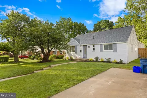 Exterior - 12717 Holdridge Rd, Silver Spring, MD 20906 photo 4 of 12
