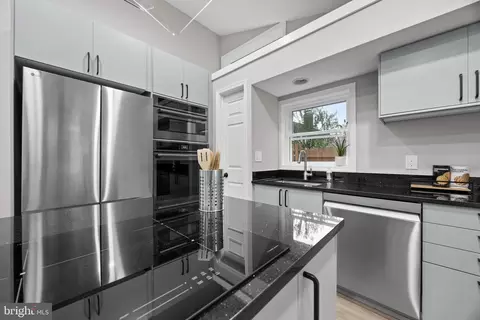 Kitchen - 12717 Holdridge Rd, Silver Spring, MD 20906 photo 6 of 9