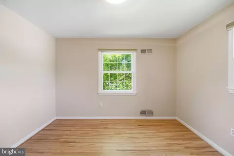 Bedroom - 13309 Old Forge Rd, Silver Spring, MD 20904 photo 10 of 12
