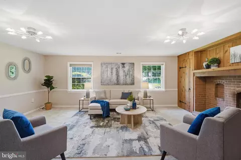 Living - 13309 Old Forge Rd, Silver Spring, MD 20904 photo 4 of 6