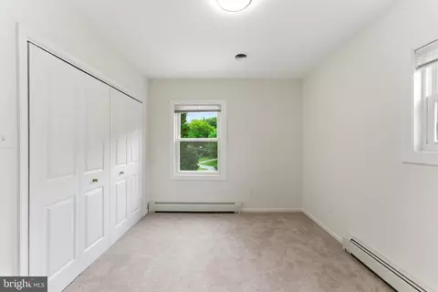 Bedroom - 2100 Edgewater Pkwy, Silver Spring, MD 20903 photo 3 of 12