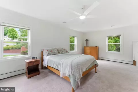 Bedroom - 2100 Edgewater Pkwy, Silver Spring, MD 20903 photo 12 of 12