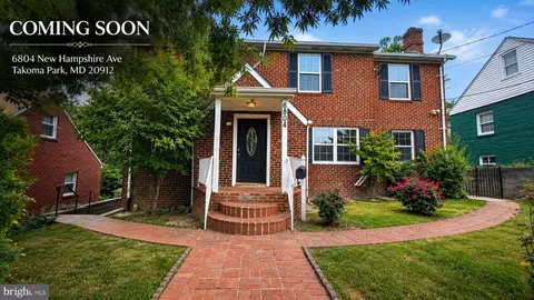 6804 New Hampshire Ave, Takoma Park, MD 20912
