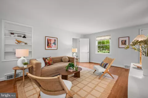 Living - 2110 Dayton St, Silver Spring, MD 20902 photo 3 of 3