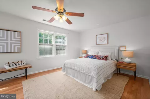 Bedroom - 2110 Dayton St, Silver Spring, MD 20902 photo 6 of 10
