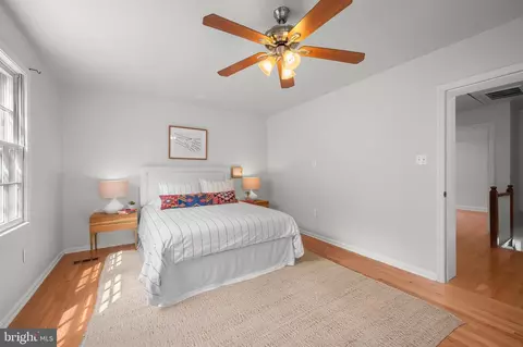 Bedroom - 2110 Dayton St, Silver Spring, MD 20902 photo 5 of 10