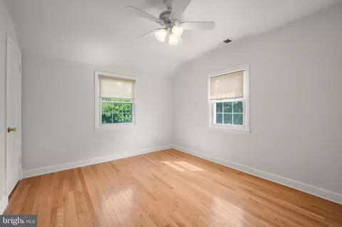 Bedroom - 2110 Dayton St, Silver Spring, MD 20902 photo 7 of 10