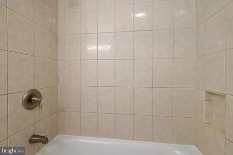 Bath - 14905 Cobblestone Dr, Silver Spring, MD 20905 photo 2 of 4