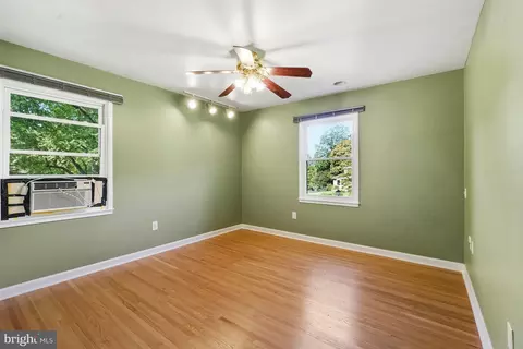 Bedroom - 14905 Cobblestone Dr, Silver Spring, MD 20905 photo 1 of 5