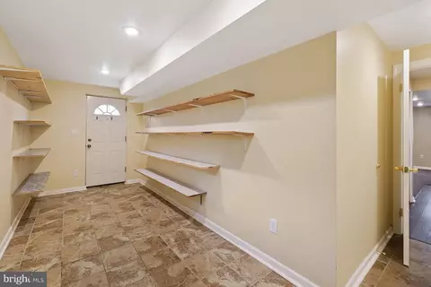 Entry Way - 14905 Cobblestone Dr, Silver Spring, MD 20905 photo 5 of 6
