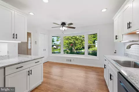 Kitchen - 14905 Cobblestone Dr, Silver Spring, MD 20905 photo 3 of 3
