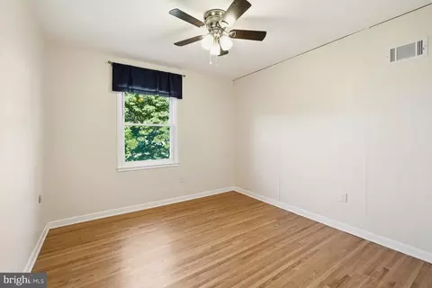 Bedroom - 14905 Cobblestone Dr, Silver Spring, MD 20905 photo 2 of 5