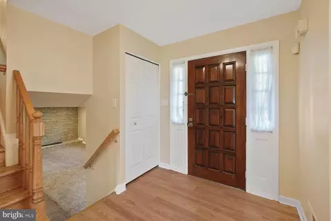 Entry Way - 14905 Cobblestone Dr, Silver Spring, MD 20905 photo 2 of 6