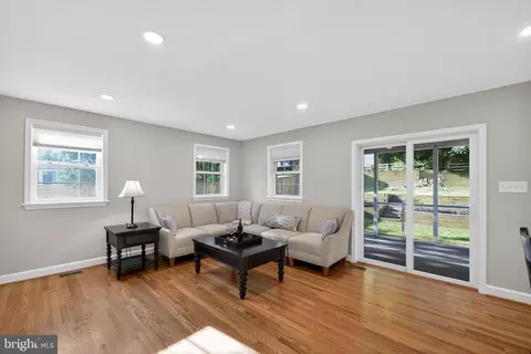 Living - 1724 Dublin Dr, Silver Spring, MD 20902 photo 1 of 5