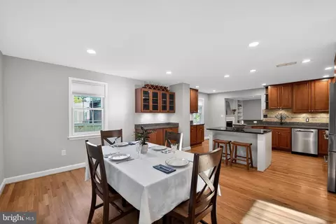 Dining - 1724 Dublin Dr, Silver Spring, MD 20902 photo 3 of 6