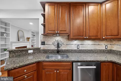 Kitchen - 1724 Dublin Dr, Silver Spring, MD 20902 photo 7 of 7